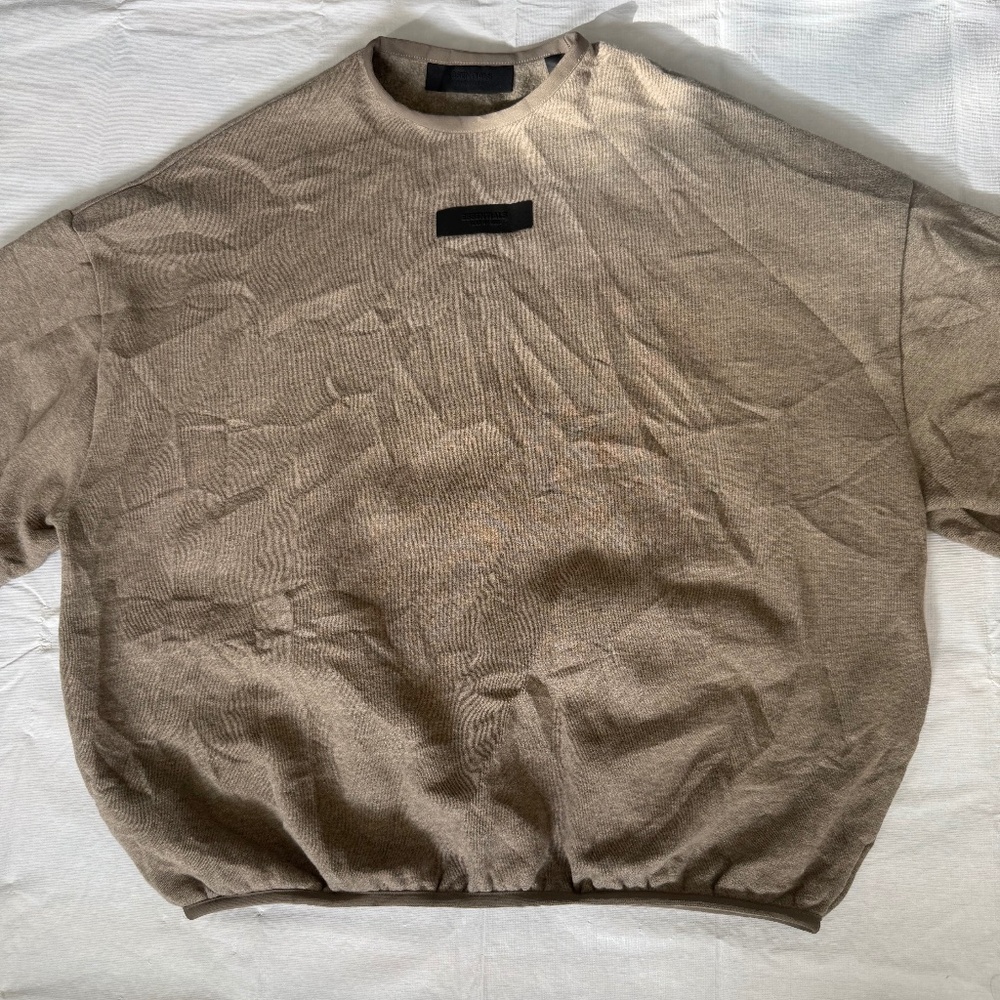 Fear Of God Essentials Crewneck Sweatshirt Men's L NWT Grey Oatmeal